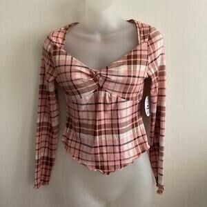 Long sleeve crop top pink plaid large